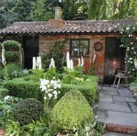 Episode 15: The 2014 Chelsea Flower Show & Gardening Jobs for June Episode 15: The 2014 Chelsea Flower Show & Gardening Jobs for June